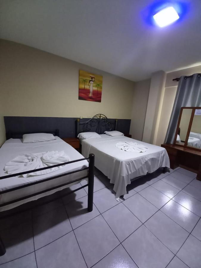 סנטה קרוז דה לה סיירה Hostal Ibiza מראה חיצוני תמונה