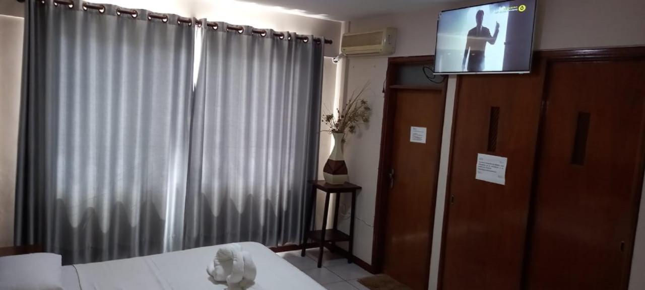 סנטה קרוז דה לה סיירה Hostal Ibiza מראה חיצוני תמונה